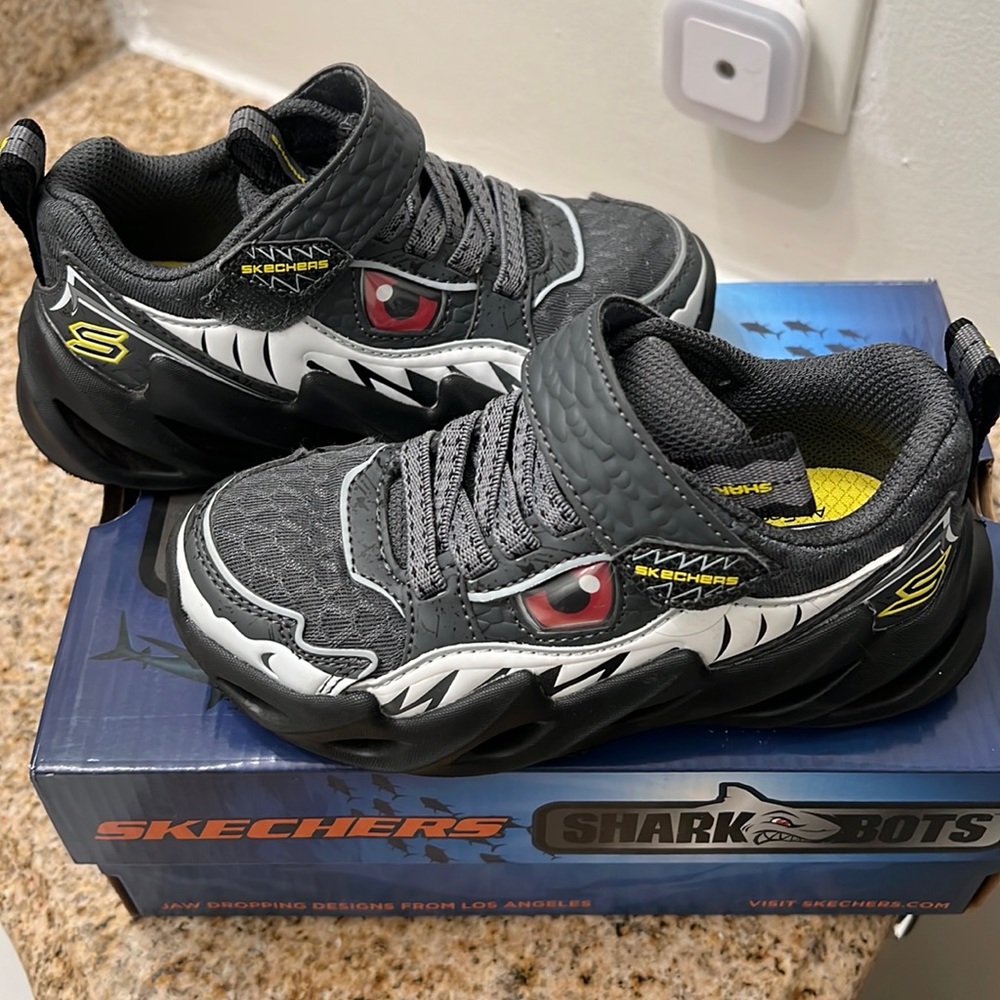 New Shark Bots Skechers